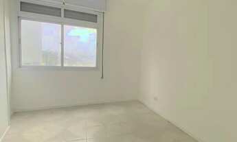 Imagem 7: Apartamento para venda na praia das Pitangueiras, frente ao mar, 02 dormitórios, 01 vaga d