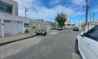 Imagem 2: Casa na Jatiúca - Com Mobília - Térreo - Nascente