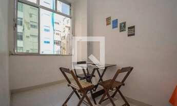 Imagem 2: Apartamento à Venda - Copacabana, 2 Quartos, 74 m2