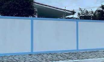 Imagem: Casa no bairro de Ponta Negra - bem localizada