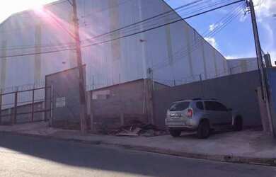 Imagem 2: Galpão / Depósito / Armazém para venda e aluguel em Nova Itapevi de 2900.00m²