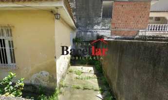 Imagem 3: Casa com jardim e quintal!