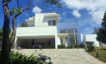 Imagem 3: Casa com Arquitetura Moderna toda Envidraçada em local alto com linda vista!