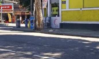 Imagem 1: Vendo Loja de 2 andares, pode utilizar o 2° andar como residência