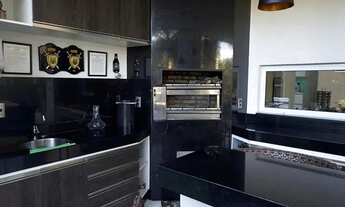 Imagem 3: Casa Alto Padrão 5 Suítes Mobiliada em Alphaville Fortaleza com Energia Solar