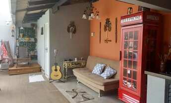 Imagem 4: LINDA CASA COM PISCINA NO BAIRRO DAS NAÇÕES EM BALNEÁRIO CAMBORIÚ