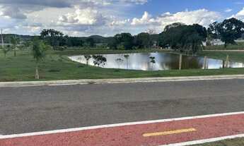Imagem 6: Lote 400m² em condomínio com lago - Ágio R$30 mil!