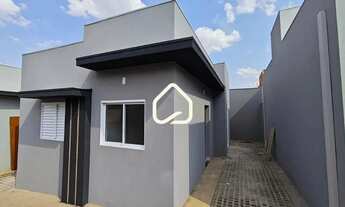 Imagem 3: Casa Aconchegante em Condomínio Seguro na Região do Parque dos Poderes!