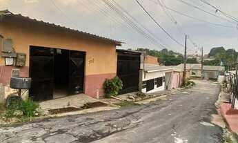 Imagem 2: Casa com Ponto Comercial à Venda