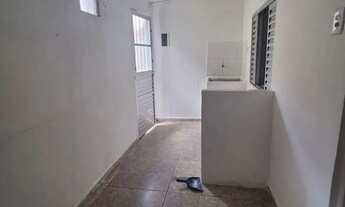 Imagem: Casa (Padrão), com 1 quartos e 1 banheiros