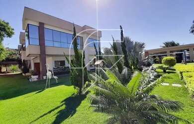 Imagem: Imóvel para venda tem 900 metros quadrados