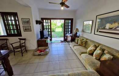 Imagem 3: Oportunidade Imperdível! Casa em Condomínio 4 Quartos (sendo 2 suítes) a 200m do Mar no In