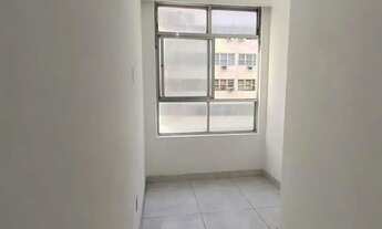 Imagem 2: Imóvel para aluguel tem 81 metros quadrados com 2 quartos em Centro - Niterói - RJ
