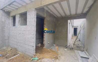 Imagem 3: Casa térrea com pé direito duplo e design moderno