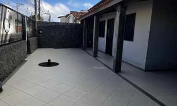 Imagem 3: Casa 4/4 sendo 01 suíte no Milton Gomes