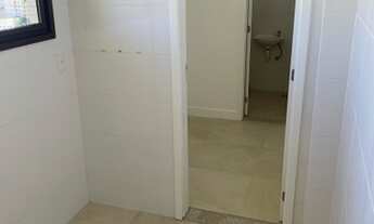 Imagem 6: Apt três quartos ( sendo Suite )/ 133 m2/ 2Vagas