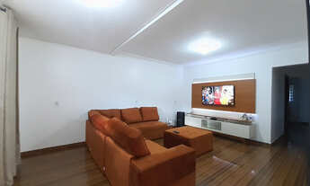 Imagem 2: Maravilhosa Casa com 3 Quartos, Toda na Laje, Rua Comercial e Residencial, B, Centro