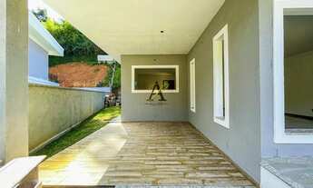 Imagem 2: Casa linear em condomínio no Parque do Imbuí