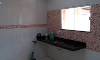 Imagem 3: Vendo casa com 02 quartos sendo 01 suíte, toda fino acabamento, churrasqueira