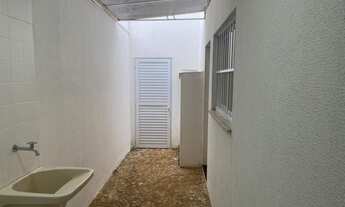 Imagem 4: Térrea para venda possui 200 metros quadrados com 3 quartos em Jardim Karaíba - Uberlândia