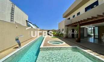 Imagem 3: Portal do Sol Green - Sobrado 4 quartos, sendo 4 suítes