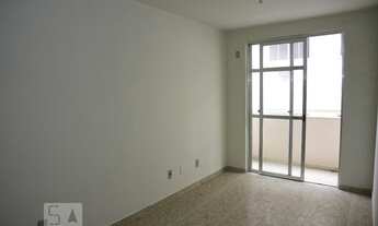 Imagem 3: Apartamento para Aluguel - Freguesia , 2 Quartos, 57 m2