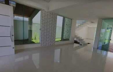 Imagem 2: Lindo Sobrado disponível para venda e locação no condomínio Residencial Jaguary