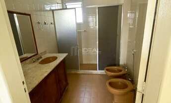 Imagem 2: Apartamento à venda na Pelinca em rua tranquila e arborizada