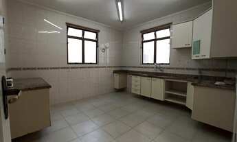 Imagem 2: Triplex para Locação em Santos, Embare, 4 dormitórios, 1 suíte, 3 banheiros, 4 vagas