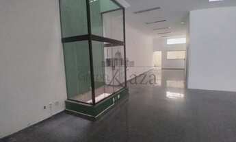 Imagem 3: Ponto comercial/Loja/Box para aluguel possui 492 metros quadrados