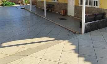 Imagem: Casa na Nova Macaé c/ 4qts, send 1suíte