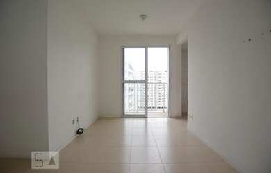 Imagem 2: Apartamento para Aluguel - Irajá, 2 Quartos, 50 m2