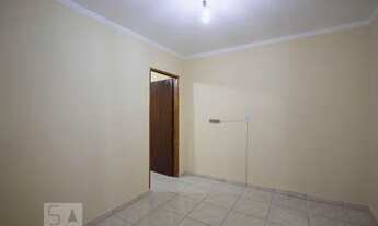 Imagem 3: Casa para Aluguel - Veloso, 1 Quarto, 40 m2