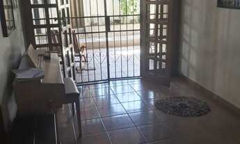 Imagem 4: Casa no Parqur 10 com 4 quartos + escritório