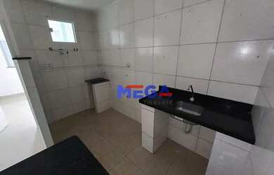 Imagem 6: Apartamento com 2 dormitórios para alugar, 61 m² por R$ 980,00/mês - Monte Castelo - Forta