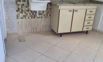 Imagem 4: Quitinete pequena no centro dr Nova Iguaçu