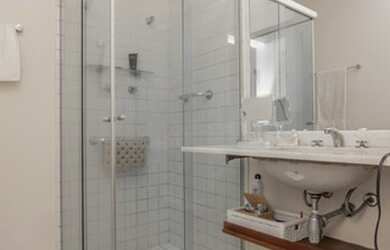 Imagem 2: Casa para Aluguel - Bosque da Saúde, 5 Quartos, 400 m2