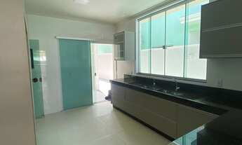 Imagem 7: Casa térrea de oportunidade com 03 suítes e área gourmet no Jardins Atenas