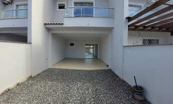 Imagem 2: Casa para alugar no Iririú, Joinville - SC, 3 dormitórios, 1 suíte, 85 m²