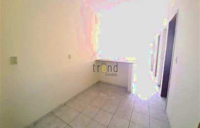 Imagem 6: Kitnet com 2 dormitórios para alugar, 40 m² por R$ 650,00/mês - Jóquei Clube - Fortaleza/C