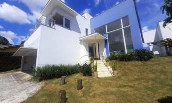 Imagem 4: Casa com Arquitetura Moderna toda Envidraçada em local alto com linda vista!