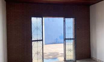 Imagem 5: Casa disponível para alugar. Próximo a campos Sales