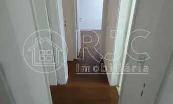 Imagem 4: Imóvel para venda tem 125 metros quadrados com 3 quartos em Humaitá - Rio de Janeiro - RJ