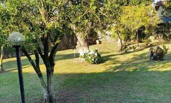 Imagem 4: Chaçará a venda com 3 casas no terreno de 2.179,61 m ² com 8 quartos e 4 suítes, Centro de