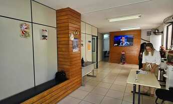 Imagem 4: Prédio Comercial - Praça Camerino - Centro