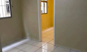 Imagem 6: Apto 2 dormitórios, 1 bwc com box, sala, todo em piso, cozinha e área de serviço conjugada