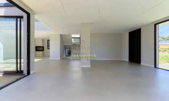 Imagem 5: Exclusividade, Sofisticação e Conforto em Casa Térrea de Estilo Minimalista em Condomínio