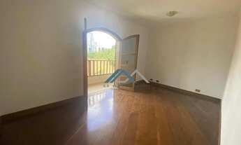 Imagem: Casa com 4 dormitórios, sendo 2 suítes