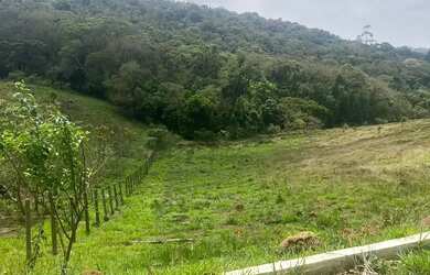 Imagem 7: Oferta Limitada: Terreno de 500m² em Ibiúna com Infraestrutura Completa