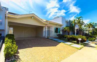 Imagem: Casa com 3 suítes à venda, 217m² por